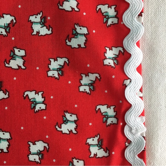 Handmade Retro Style Scottie Dog Holiday Napkins, Set of 2 - Picture 7 of 13